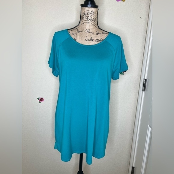 Premise Tops - Premise Split Back Tunic